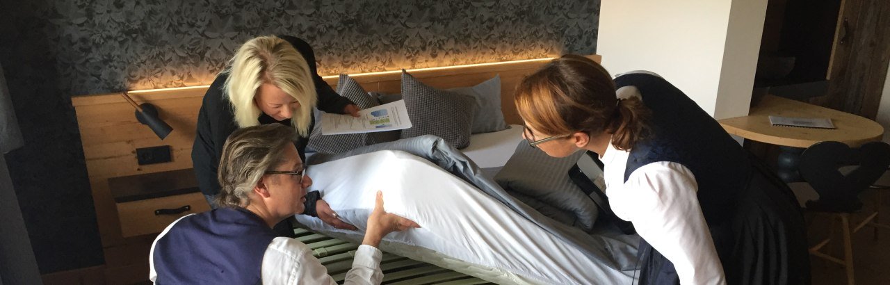 Bei der Schlafgastgeber-Zertifizierung kommen auch die Gästebetten auf den Prüfstand © Füssen Tourismus und Marketing