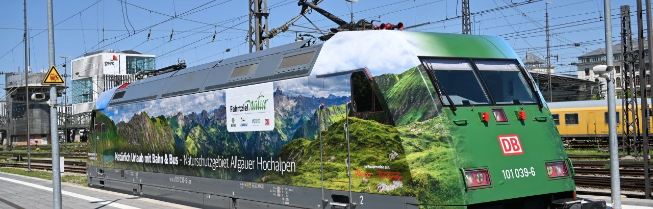 Fahrtziel Natur mit neuer Lok, Werbung fürs Allgäu © Bad Hindelang Tourismus/ Wolfgang B. Kleiner    