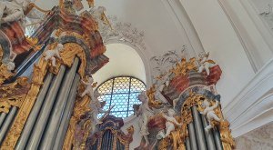 Orgel von Andreas Jäger in der kath. Stadtpfarrkirche St. Mang © Helene von Rechenberg