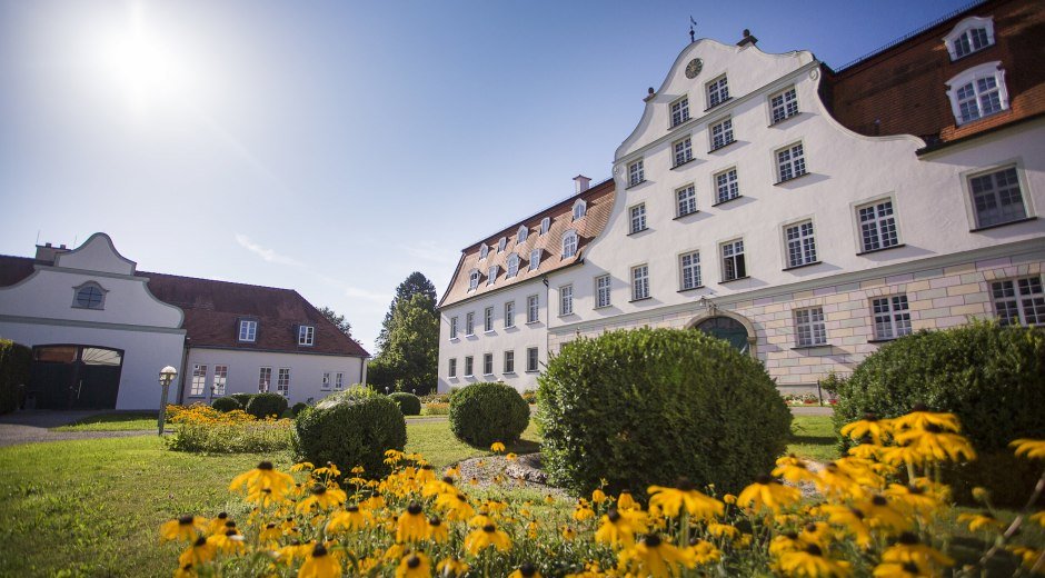 Filmlocation Schloss Lautrach mit Schlossgarten © © Fouad Vollmer Werbeagentur Mittelbiberach